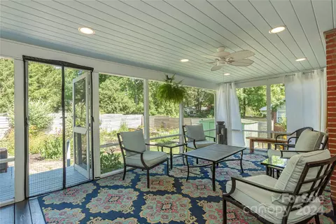 Exterior - 231 Maple St, Brevard, NC 28712 photo 2 of 4