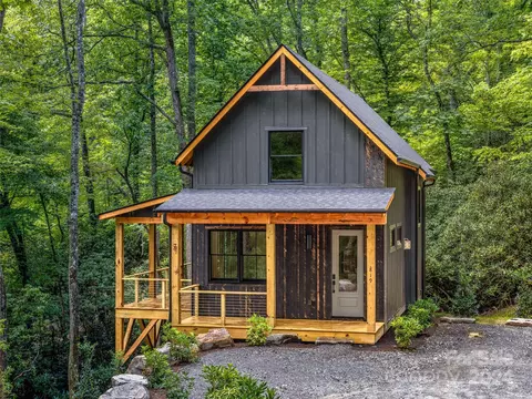 819 Pisgah Forest Dr, Pisgah Forest, NC 28768