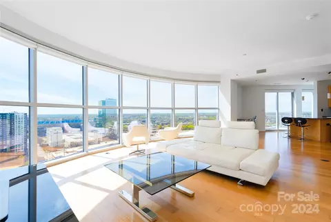 333 W Trade 1807 St #1807, Charlotte, NC 28202