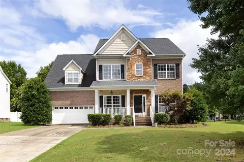 576 Evening Mist Dr, Fort Mill, SC 29708