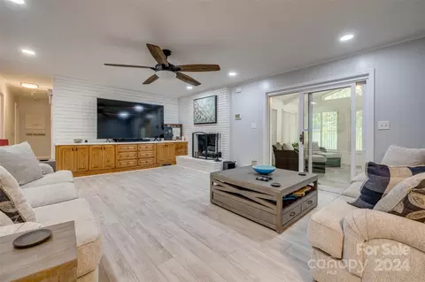 Living - 2117 Wilson Ave, Monroe, NC 28110 photo 4 of 4