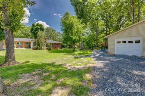 Exterior - 2117 Wilson Ave, Monroe, NC 28110 photo 6 of 7