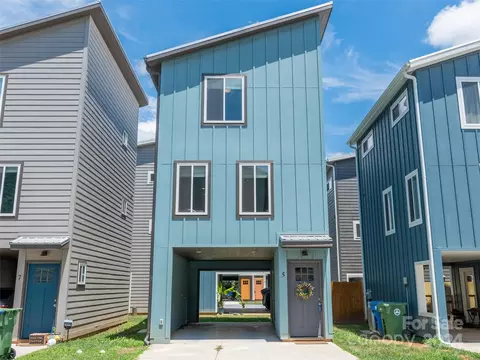 5 W Citra St, Arden, NC 28704