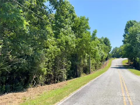 9999 Cherryfield Loop Rd, Brevard, NC 28712