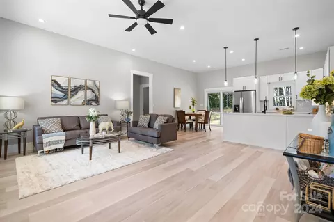 602 Mount Vernon Rd, Iron Station, NC 28080
