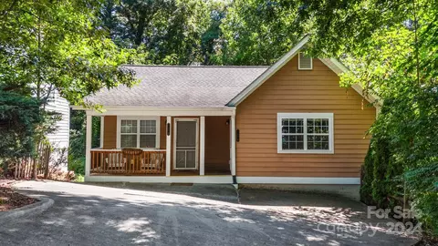 100 Unadilla Ave, Asheville, NC 28803