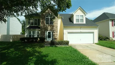 5604 Linda Vista Ln, Charlotte, NC 28216
