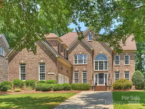 13921 Shanghai Links Pl, Charlotte, NC 28278