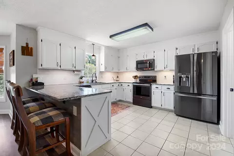 201 Maple Ridge Cir, Salisbury, NC 28147 photo 9