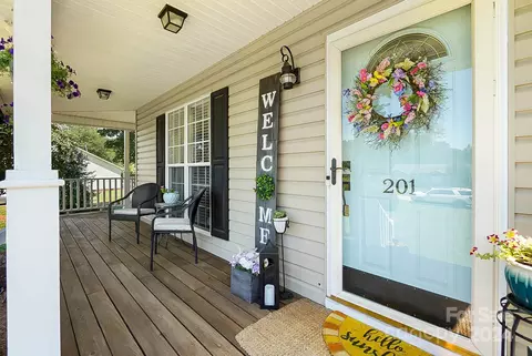 201 Maple Ridge Cir, Salisbury, NC 28147 photo 4