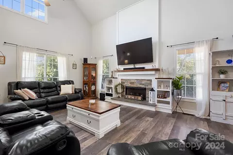 201 Maple Ridge Cir, Salisbury, NC 28147 photo 6
