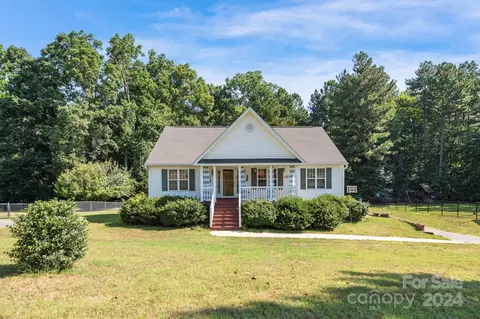 281 Carriage Ln, Linwood, NC 27299