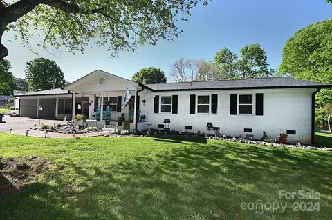 110 Sunny Ln, Cherryville, NC 28021