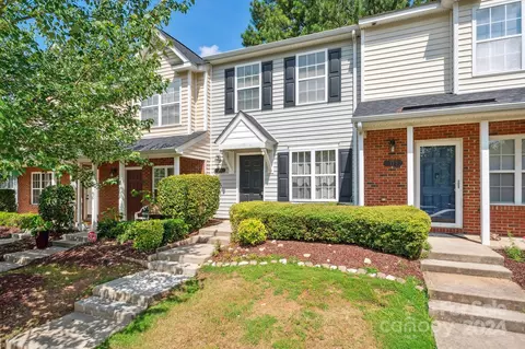 113 Summerwood Dr, Mooresville, NC 28117
