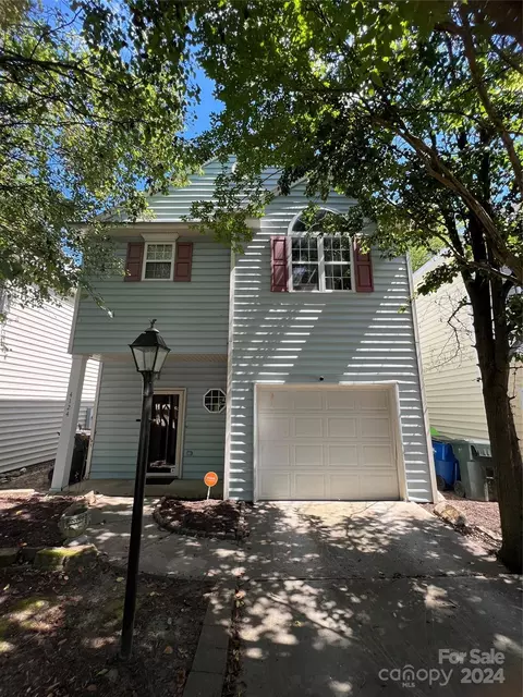 4124 Beaufain St, Raleigh, NC 27604