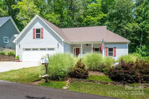 1058 Arabian Ct, Catawba, NC 28609