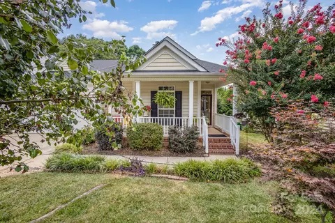 15028 Rothesay Dr, Charlotte, NC 28277
