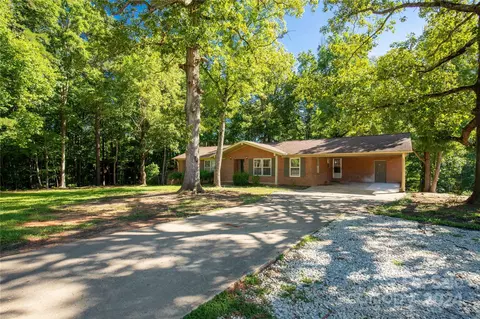 273 Cliff Rd, Lancaster, SC 29720 photo 3