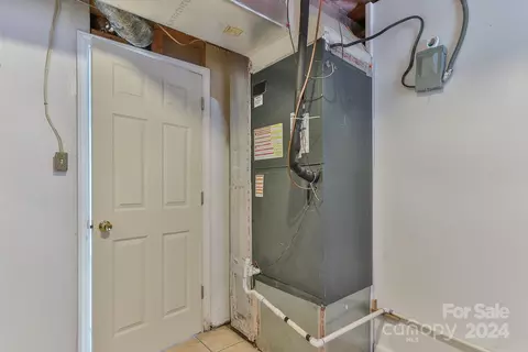715 E 11th St, Newton, NC 28658 photo 37