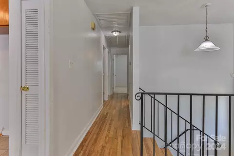 715 E 11th St, Newton, NC 28658 photo 15