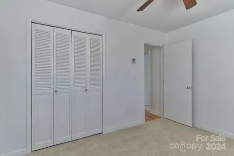 715 E 11th St, Newton, NC 28658 photo 23