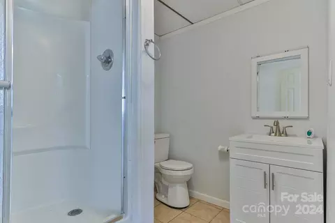 715 E 11th St, Newton, NC 28658 photo 39