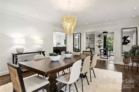 Dining - 207 Crescent Dr, Davidson, NC 28036 photo 2 of 2