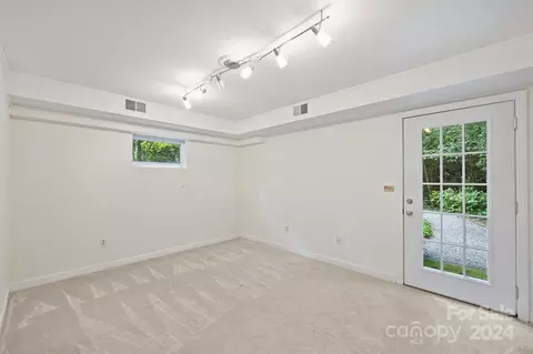 Other - 207 Crescent Dr, Davidson, NC 28036 photo 10 of 14