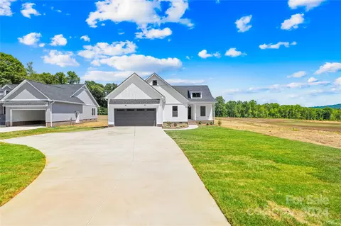 1029 York Rd, Kings Mountain, NC 28086