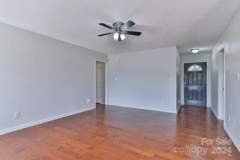 Living - 4916 Stone Dr, Conover, NC 28613 photo 4 of 4