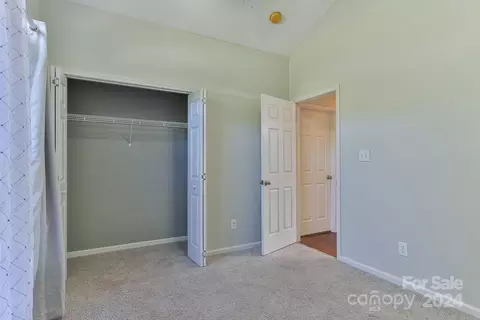 Bedroom - 4916 Stone Dr, Conover, NC 28613 photo 8 of 11