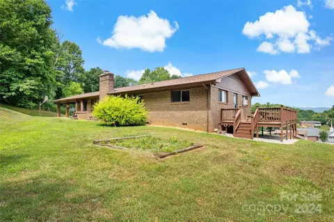35 Sunset Dr, Marion, NC 28752 photo 32
