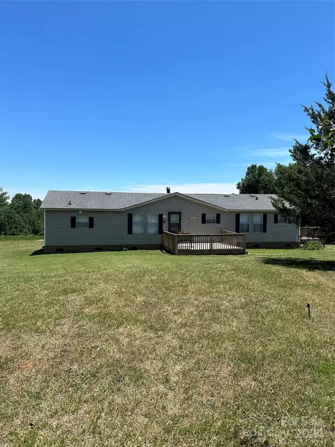 125 Gatewood Dr, Lawndale, NC 28090