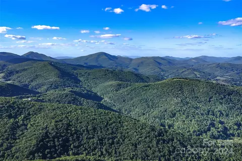 1000 Running Deer Trl, Boone, NC 28607 photo 48