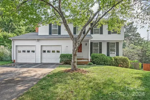 706 Vista Grande Cir, Charlotte, NC 28226