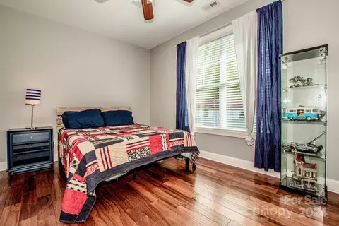 5130 Waterside Cir, Sherrills Ford, NC 28673 photo 13