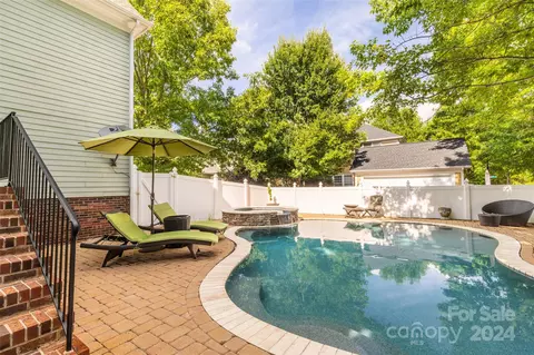 Exterior - 539 Fourth Baxter Xing, Fort Mill, SC 29708 photo 5 of 8