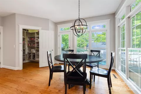 Dining - 539 Fourth Baxter Xing, Fort Mill, SC 29708 photo 1 of 1