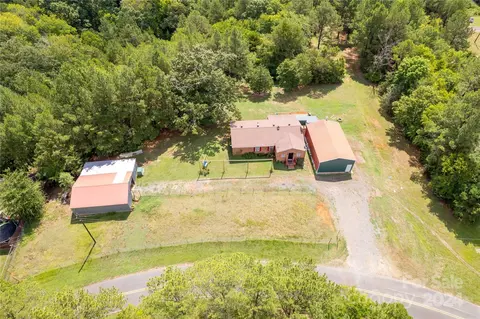 1109 Mcgill Rd, Smyrna, SC 29743