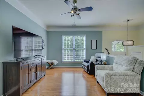 1104 Drayton Ct, Fort Mill, SC 29708 photo 8