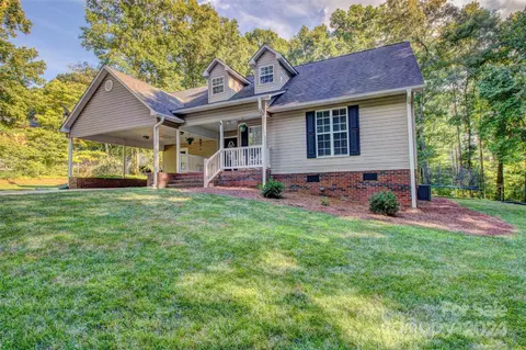 1311 Joyce Dr, Cherryville, NC 28021