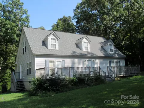 8113 Pine Oak Rd, Waxhaw, NC 28173