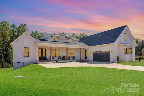1415 Glasscock Rd, Rock Hill, SC 29730