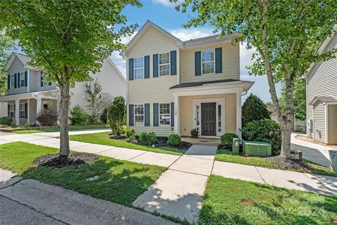 11130 Aprilia Ln, Cornelius, NC 28031