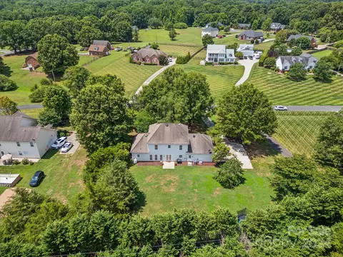 514 Heather Pl, Monroe, NC 28112 photo 12