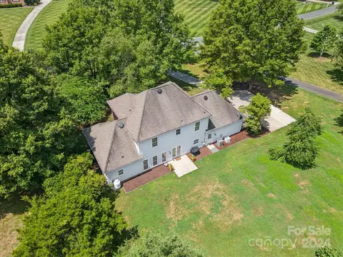 514 Heather Pl, Monroe, NC 28112 photo 10
