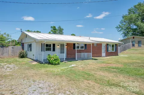 188 Windy Hill Dr, Forest City, NC 28043