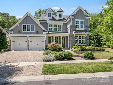 5204 Loma Linda Ln, Charlotte, NC 28270
