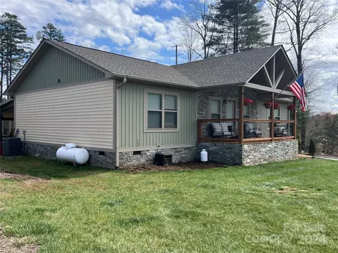 46 Marys Ln, Marion, NC 28752