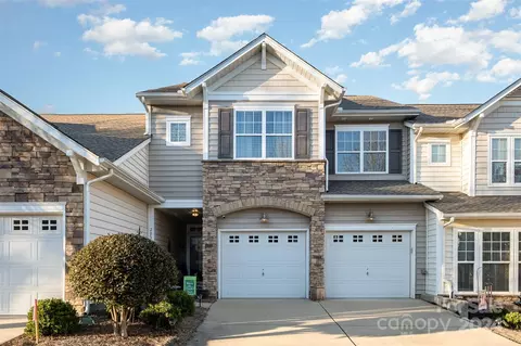 205 Park View Dr, Belmont, NC 28012